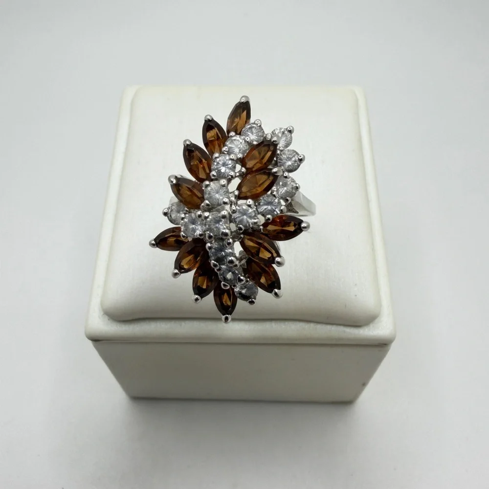 10kt white gold plated‎ chocolate and white topaz 